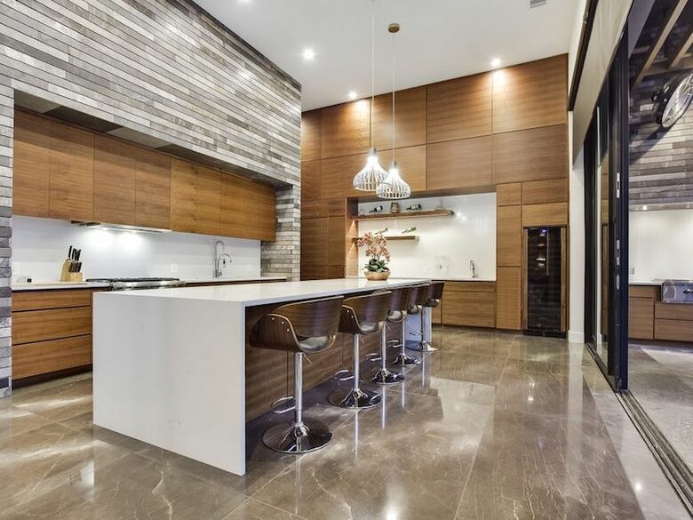 ABOVE - Pinnacle Estate - Austin, Texas