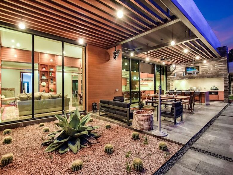 ABOVE - Pinnacle Estate - Austin, Texas