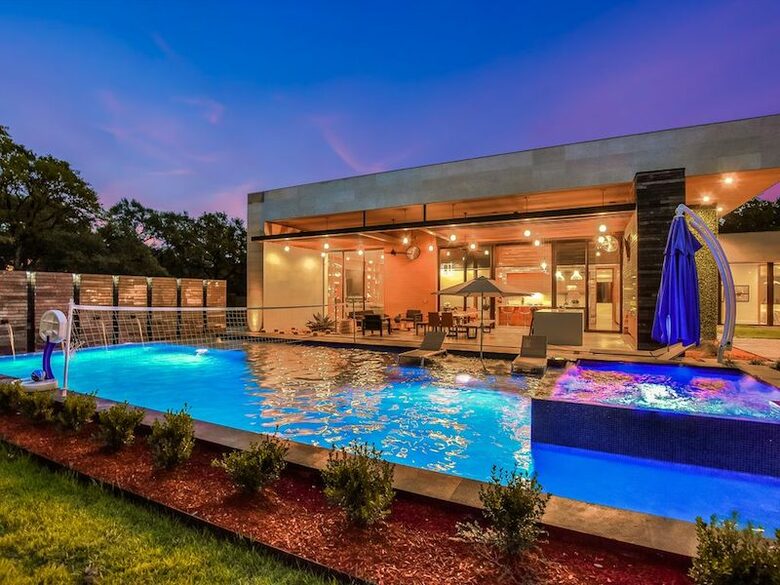 ABOVE - Pinnacle Estate - Austin, Texas