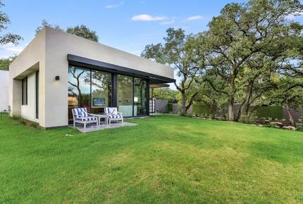 ABOVE - Pinnacle Estate - Austin, Texas