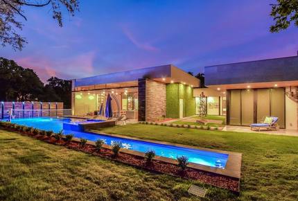 ABOVE - Pinnacle Estate - Austin, Texas
