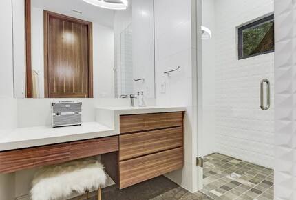 ABOVE - Pinnacle Estate - Austin, Texas