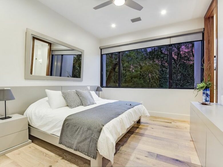 ABOVE - Pinnacle Estate - Austin, Texas