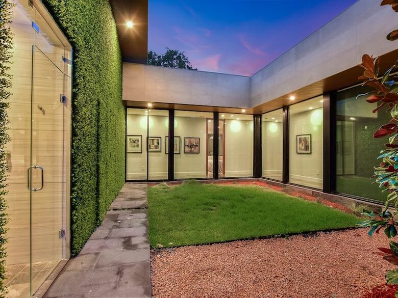 ABOVE - Pinnacle Estate - Austin, Texas