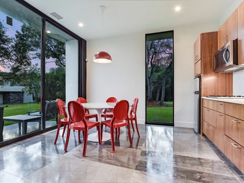 ABOVE - Pinnacle Estate - Austin, Texas