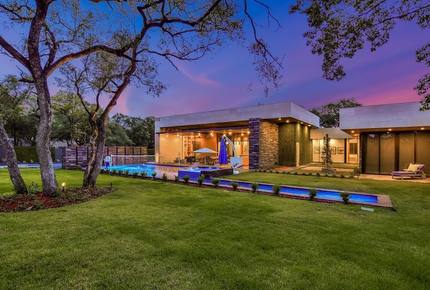 ABOVE - Pinnacle Estate - Austin, Texas