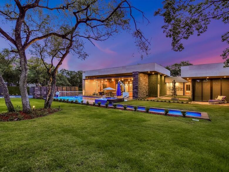 ABOVE - Pinnacle Estate - Austin, Texas