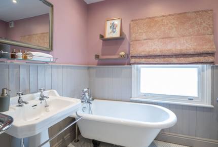 Wandsworth Home - London, United Kingdom