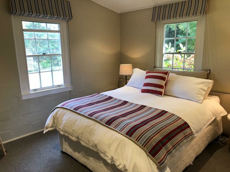 Lyncroft Estate - 30 Private Acres, 3 Acres of Manicured Gardens! - Shoreham, Australia