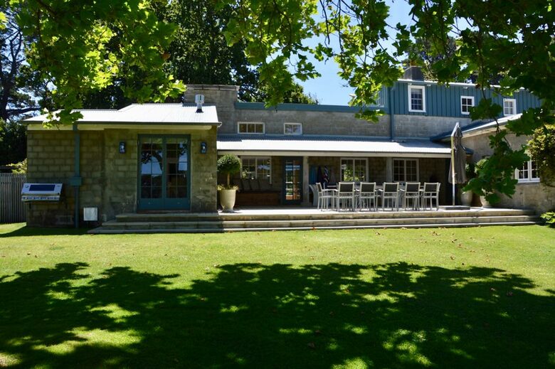 Lyncroft Estate - 30 Private Acres, 3 Acres of Manicured Gardens! - Shoreham, Australia