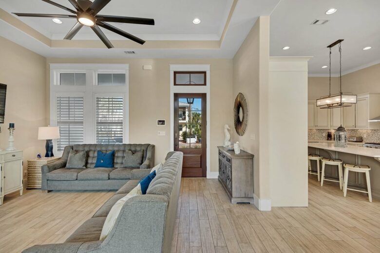 Born To Sun - Miramar Beach, Florida