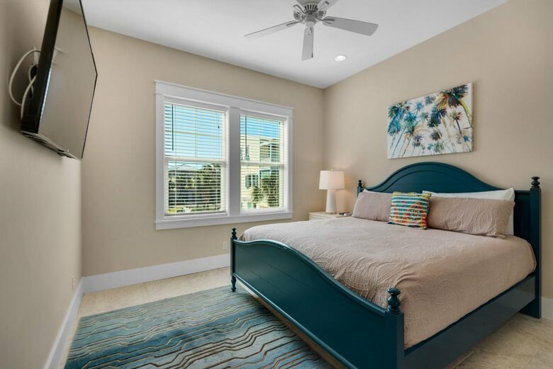 Born To Sun - Miramar Beach, Florida