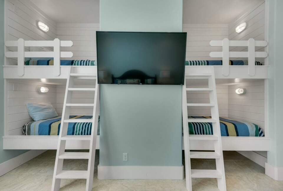 Born To Sun - Miramar Beach, Florida