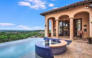 ARRIVE - Seven Oaks Estate - Austin, Texas