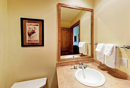 Beaver Creek Landing - Ski-In/Ski-Out - Avon, Colorado