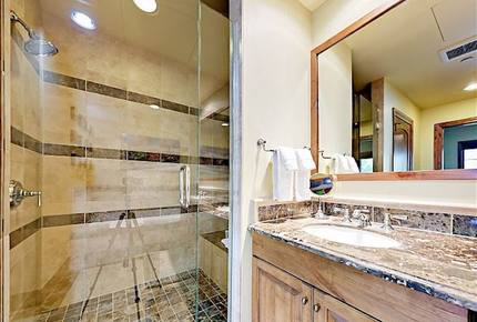 Beaver Creek Landing - Ski-In/Ski-Out - Avon, Colorado