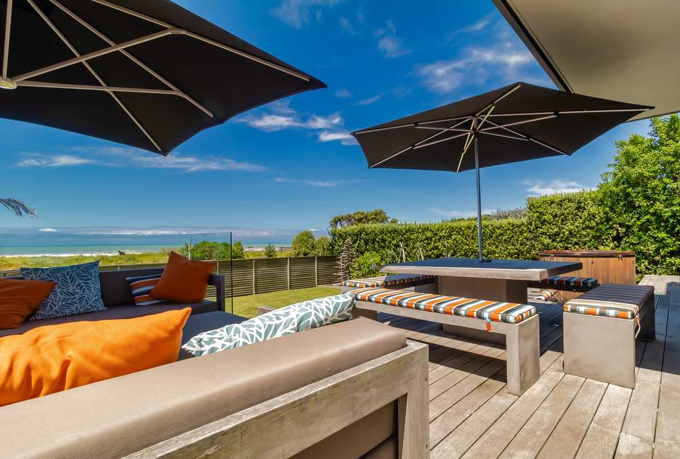 Award-Winning Kiwi Beach! - Waimarama, New Zealand