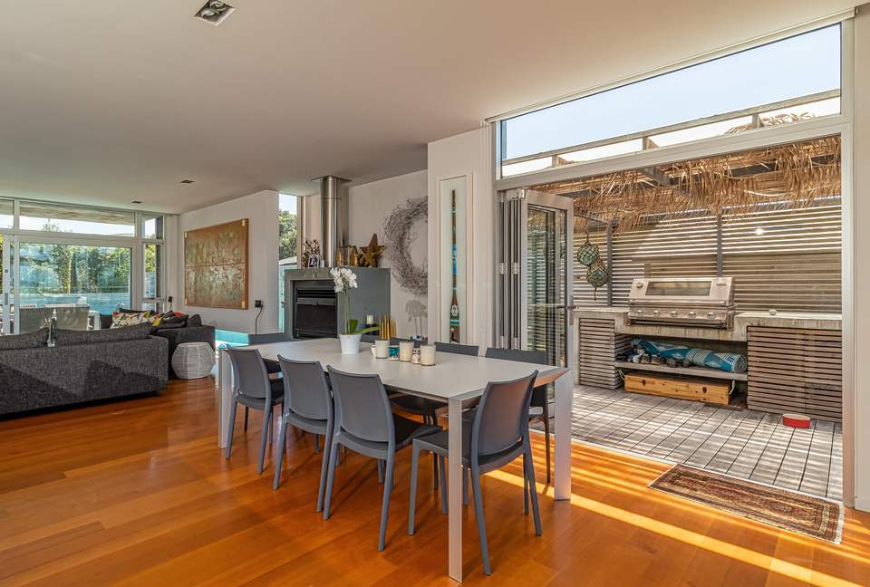 Award-Winning Kiwi Beach! - Waimarama, New Zealand