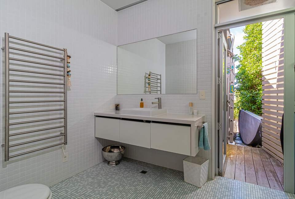 Award-Winning Kiwi Beach! - Waimarama, New Zealand