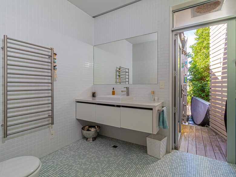 Award-Winning Kiwi Beach! - Waimarama, New Zealand