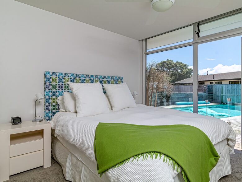 Award-Winning Kiwi Beach! - Waimarama, New Zealand