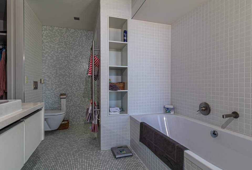 Award-Winning Kiwi Beach! - Waimarama, New Zealand