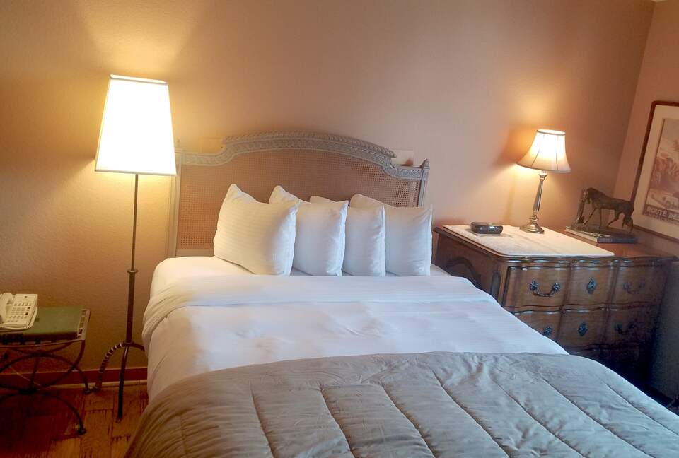 Mammoth Village Luxury Retreat - Mammoth Lakes, California