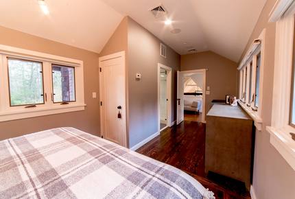 Log Cabin on Music Hill - Woodstock, New York