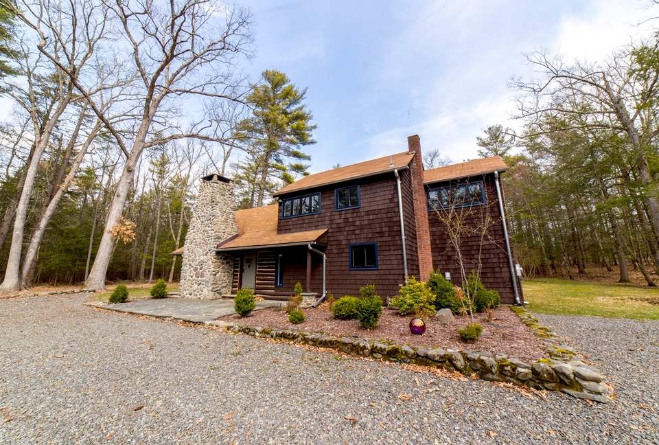 Log Cabin on Music Hill - Woodstock, New York