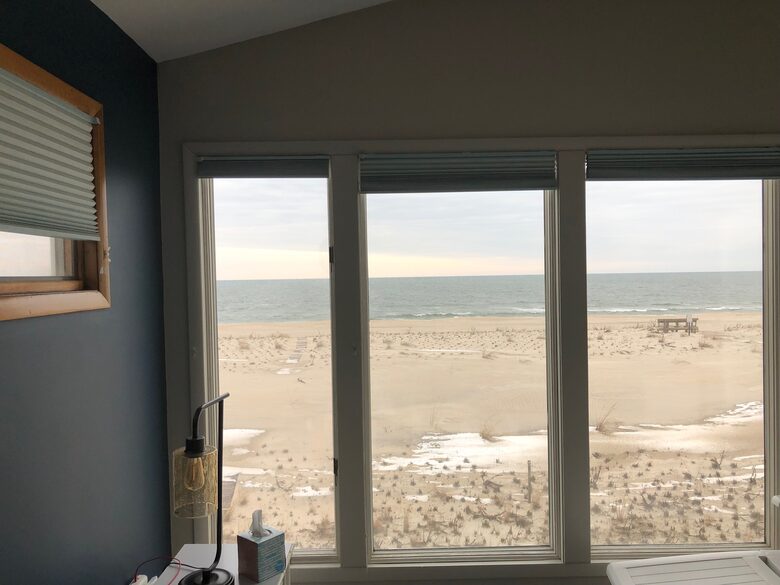 LBI Oceanfront Beach House - Brant beach, New Jersey