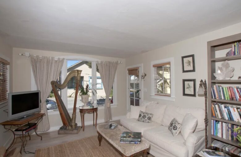 Storybook Cottage at Lover's Point - Pacific Grove, California