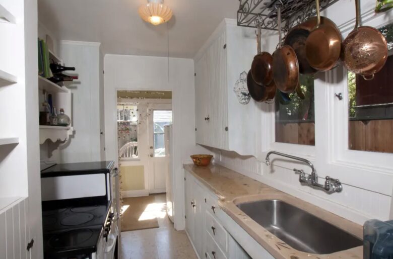 Storybook Cottage at Lover's Point - Pacific Grove, California