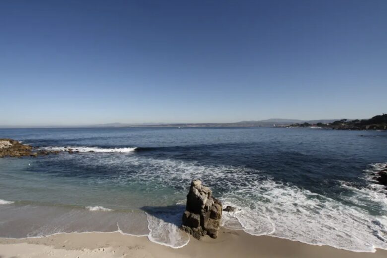 Storybook Cottage at Lover's Point - Pacific Grove, California