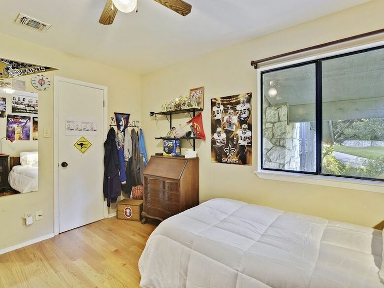 ABOVE - The Austin Original - West Lake Hills, Texas