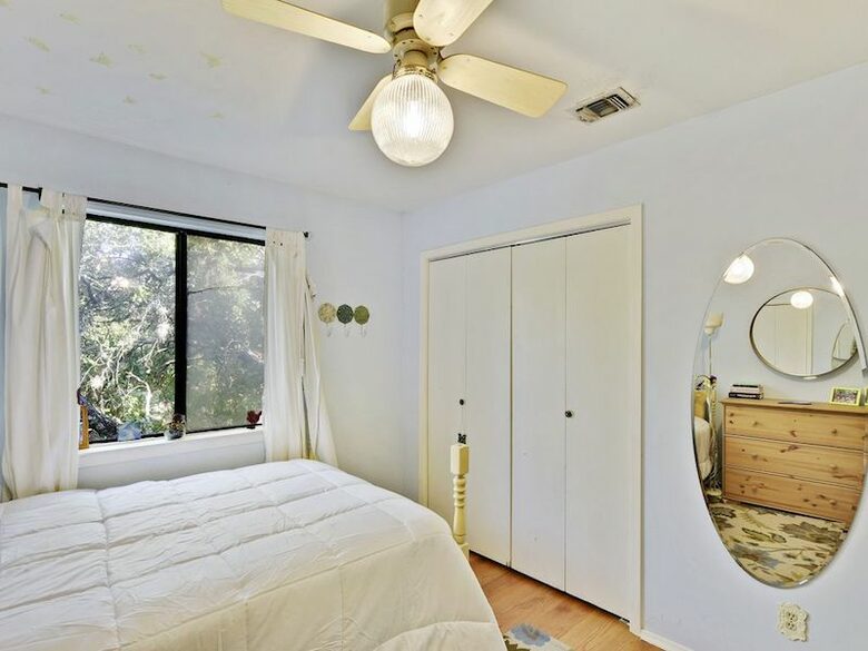 ABOVE - The Austin Original - West Lake Hills, Texas