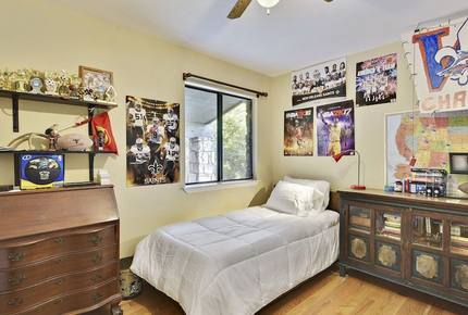 ABOVE - The Austin Original - West Lake Hills, Texas