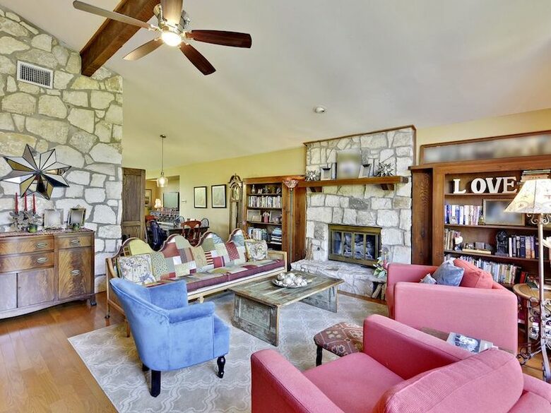 ABOVE - The Austin Original - West Lake Hills, Texas