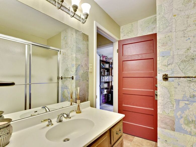 ABOVE - The Austin Original - West Lake Hills, Texas