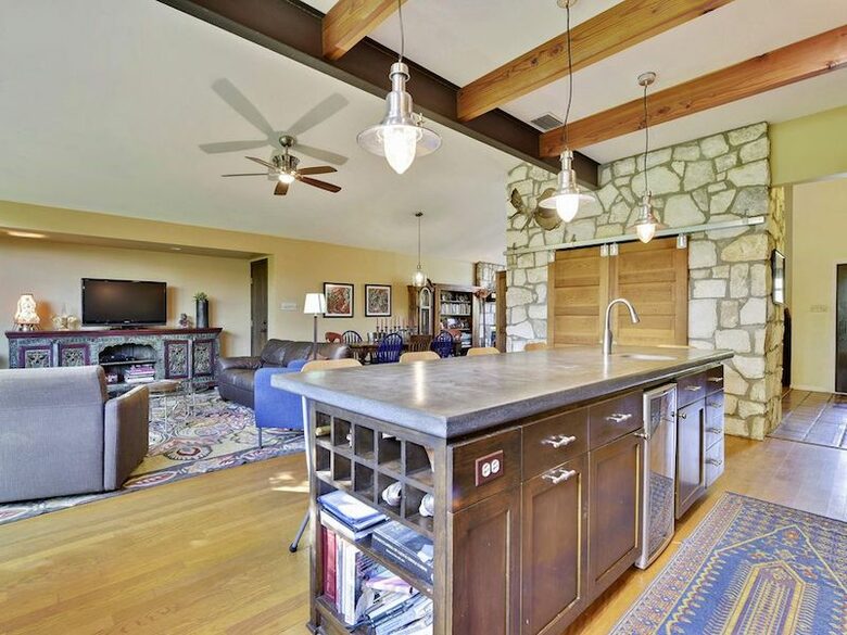 ABOVE - The Austin Original - West Lake Hills, Texas