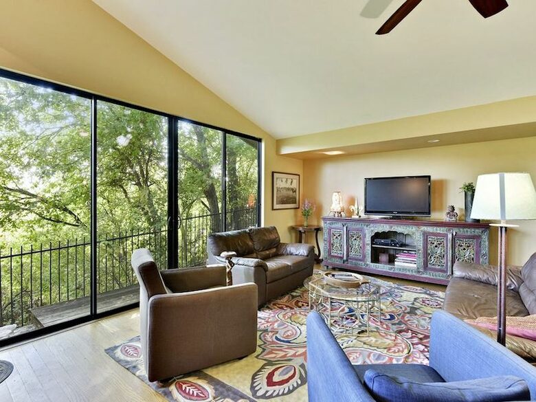 ABOVE - The Austin Original - West Lake Hills, Texas