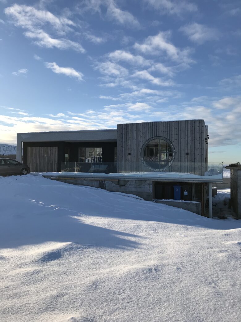 Luxury Icelandic Villa - Mosfellsbaer, Iceland