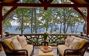 The Hideaway - Waynesville, North Carolina