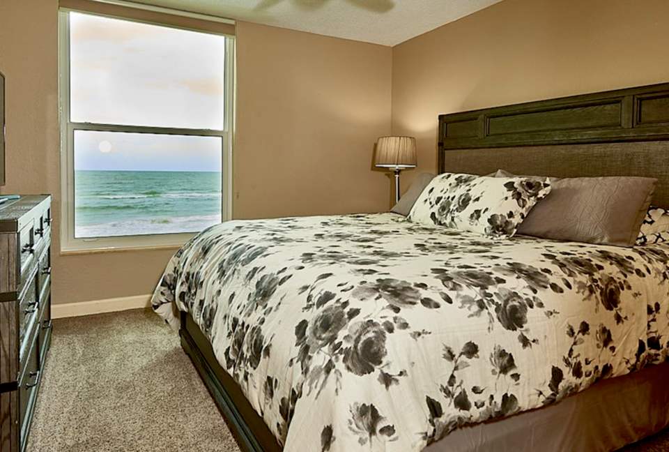 Gulf Front Executive Getaway - Madeira Beach, Florida