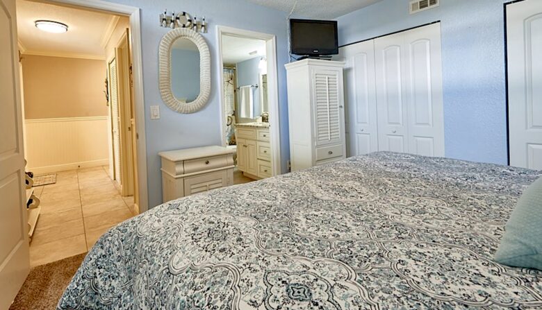 Gulf Front Executive Getaway - Madeira Beach, Florida