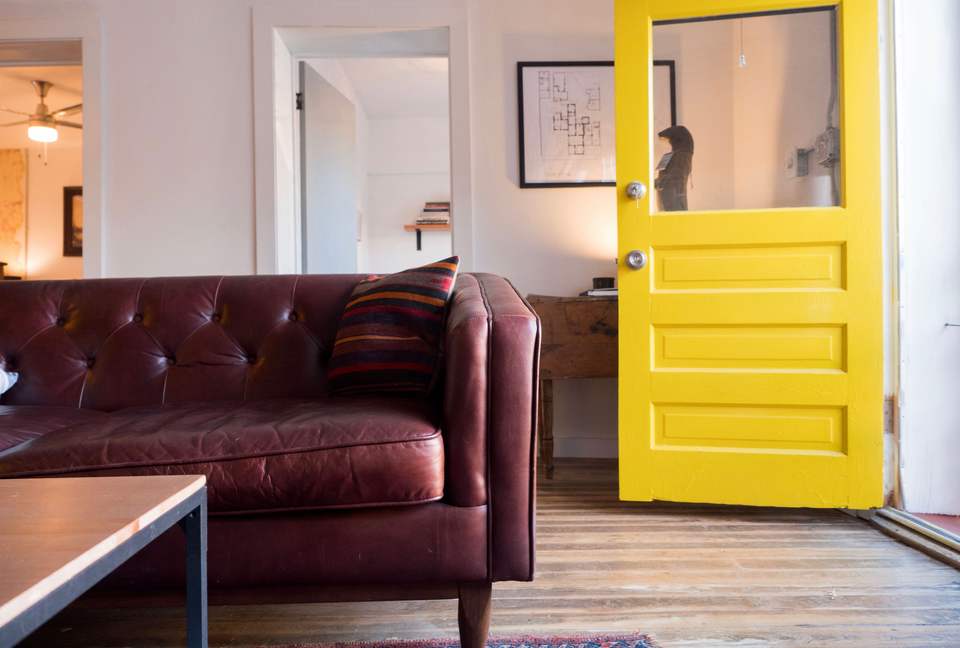 The 105 Lincoln - Marfa, Texas