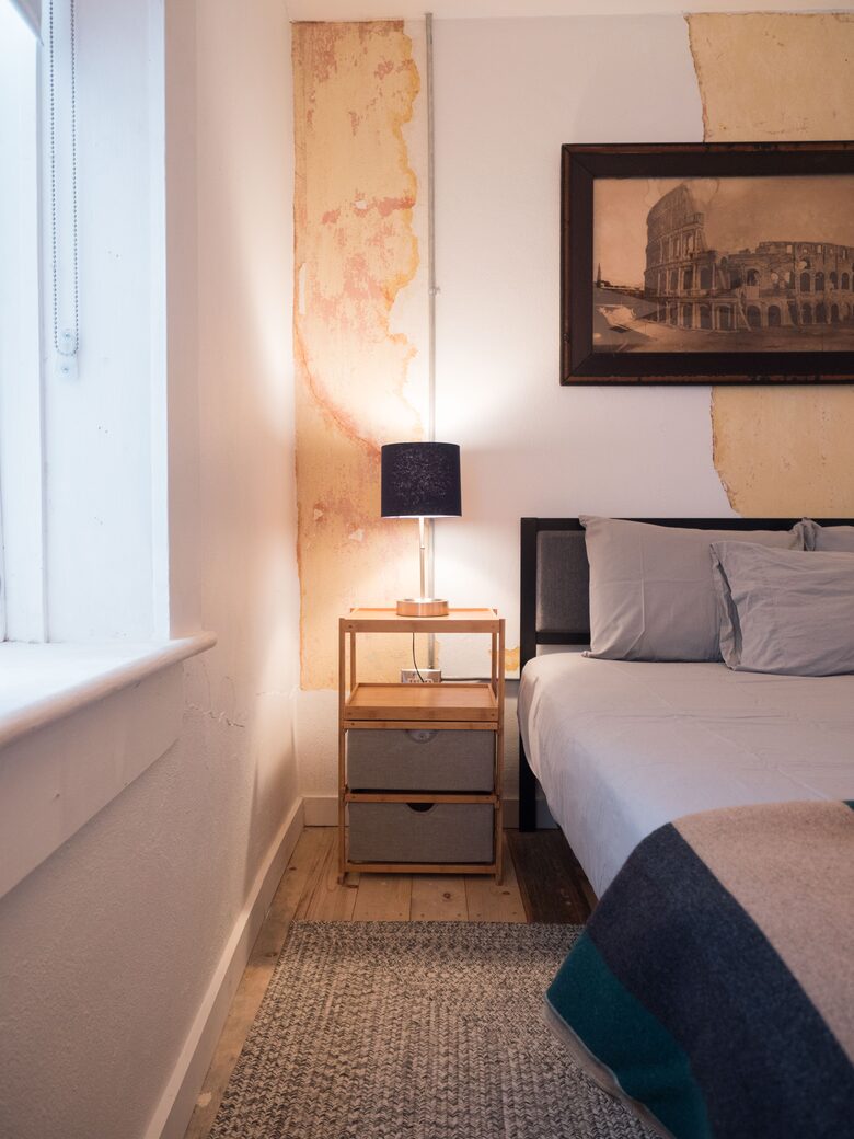 The 105 Lincoln - Marfa, Texas