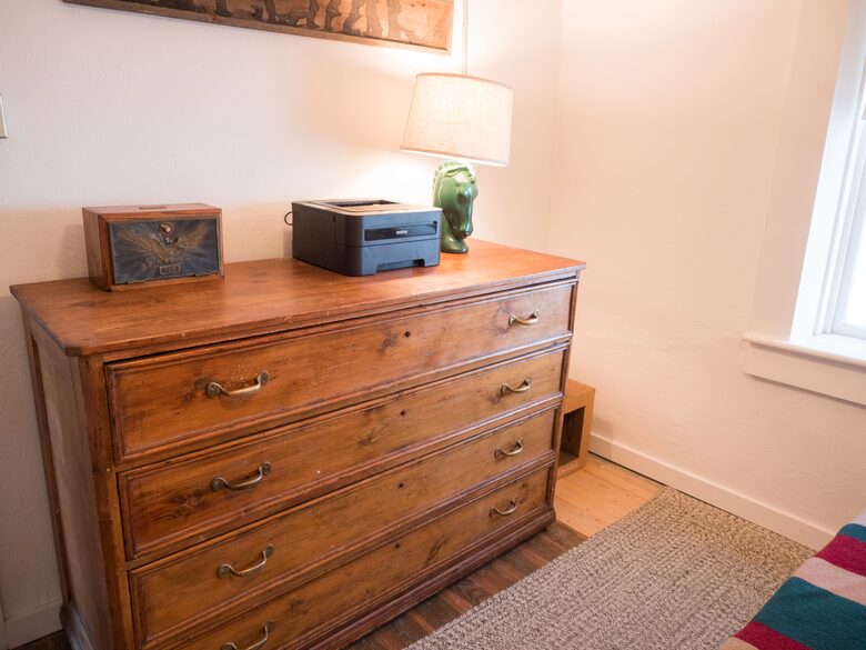 The 105 Lincoln - Marfa, Texas