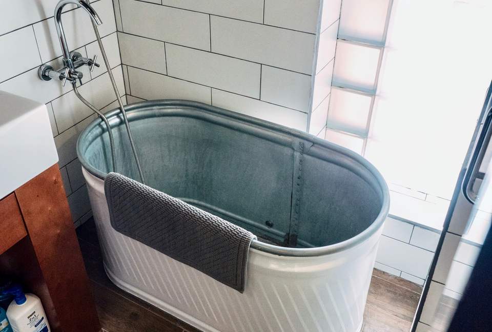 The 105 Lincoln - Marfa, Texas