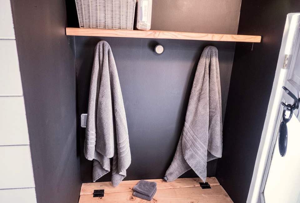 The 105 Lincoln - Marfa, Texas