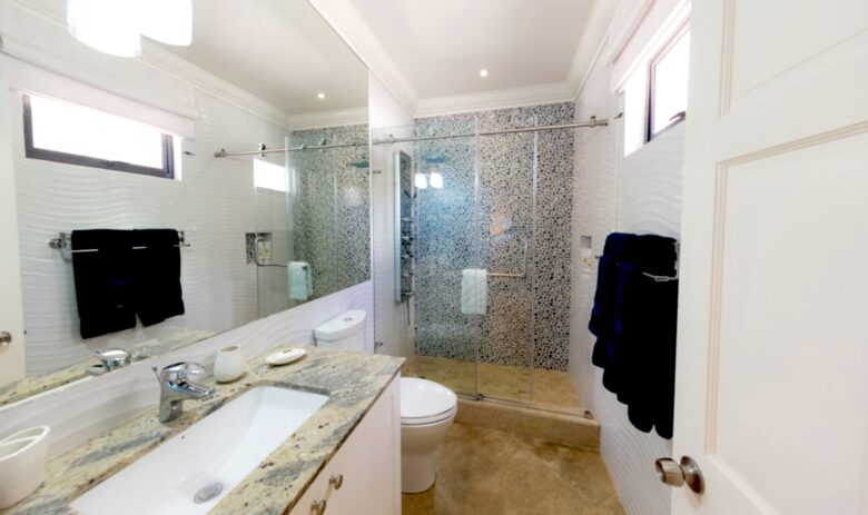 Infinity Villa - Dover, Barbados